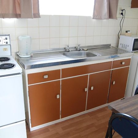 Manhattan Lodge Motel แฮมิลตัน ภายนอก รูปภาพ