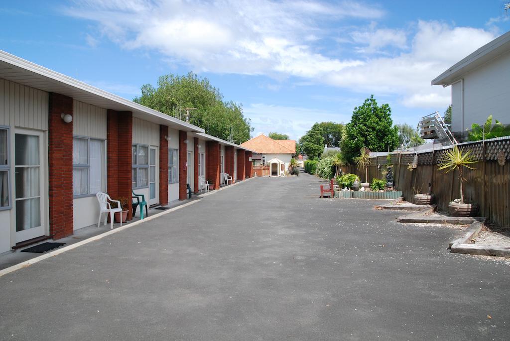 Manhattan Lodge Motel แฮมิลตัน ภายนอก รูปภาพ