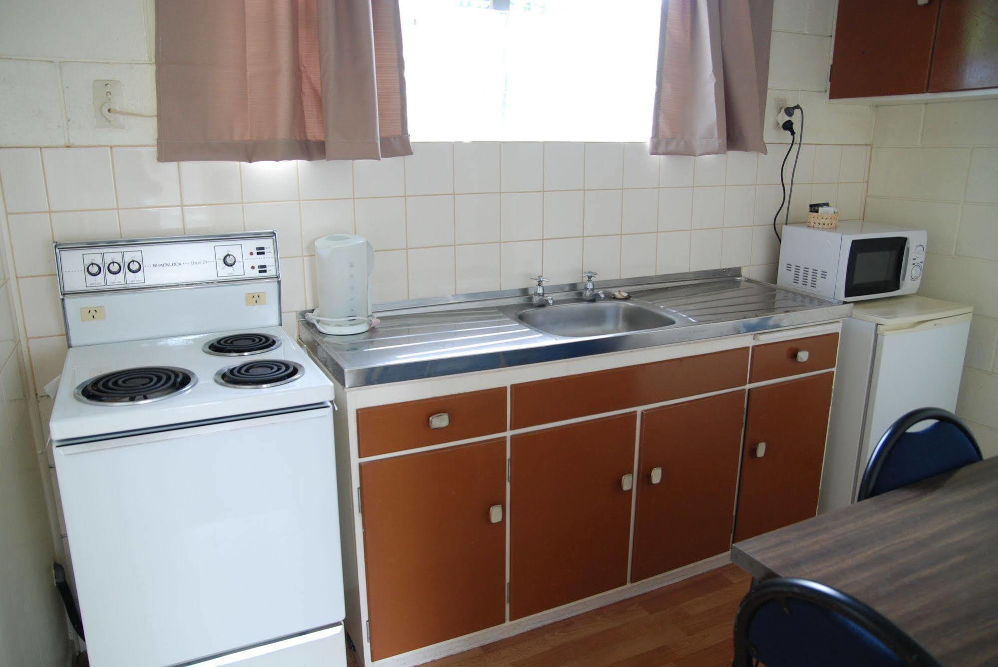 Manhattan Lodge Motel แฮมิลตัน ภายนอก รูปภาพ