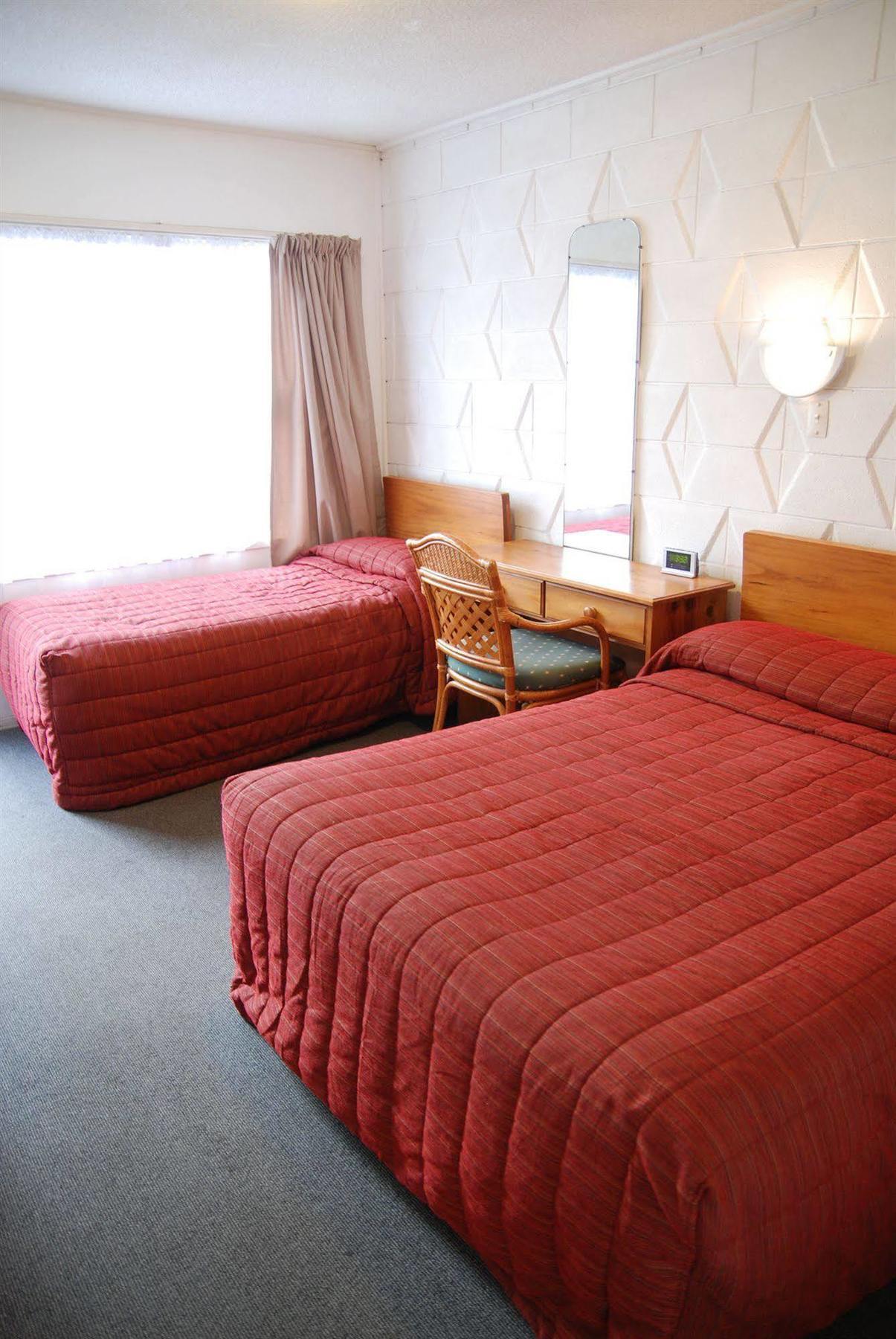 Manhattan Lodge Motel แฮมิลตัน ภายนอก รูปภาพ