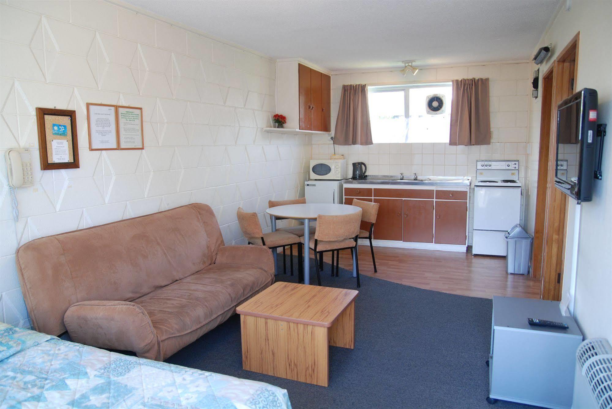 Manhattan Lodge Motel แฮมิลตัน ภายนอก รูปภาพ